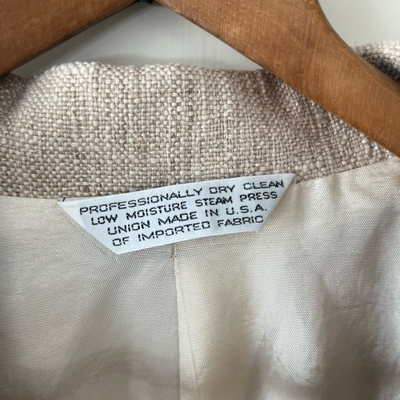 VTG Women's textured Cream Blazer size 8 minimalist capsule old money preppy - Picture 2 of 8
